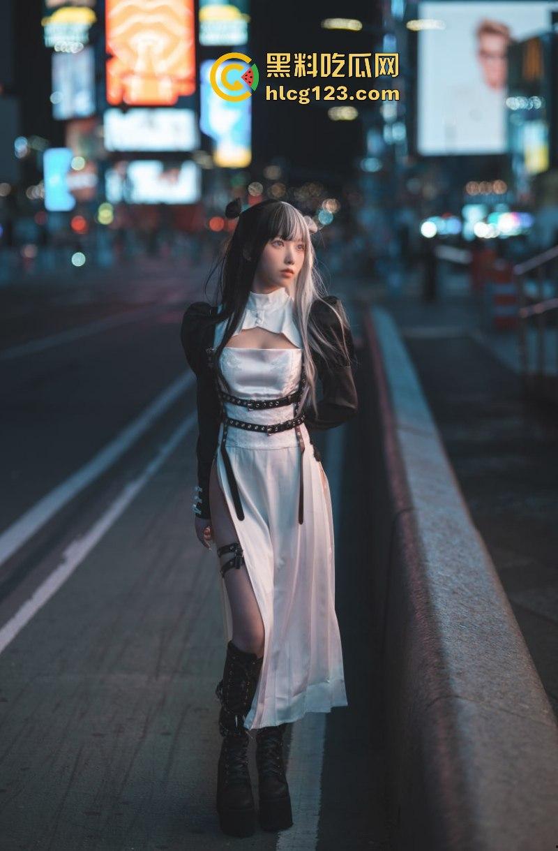 福利姬【果咩咩】完美身材雪乳蜜臀超诱惑 真实信息&金主私享视频曝光-17