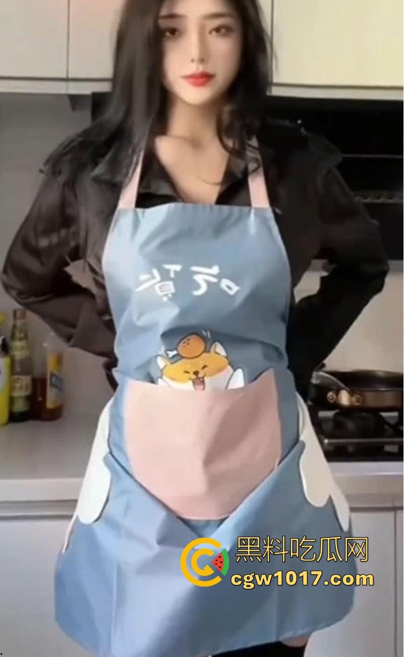 性感尤物福利博主【莓有蓝盆友】大尺度福利合集流出,变装裸舞撩爆欲火,道具自慰淫水横流,多套福利视频轮番上阵!-2