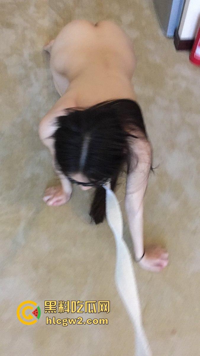 淘宝极品模特『杨可欣』极品身材被操成骚母狗，金主爸爸专属鸡巴套随叫随到！肉便器就是用来爽的！-1