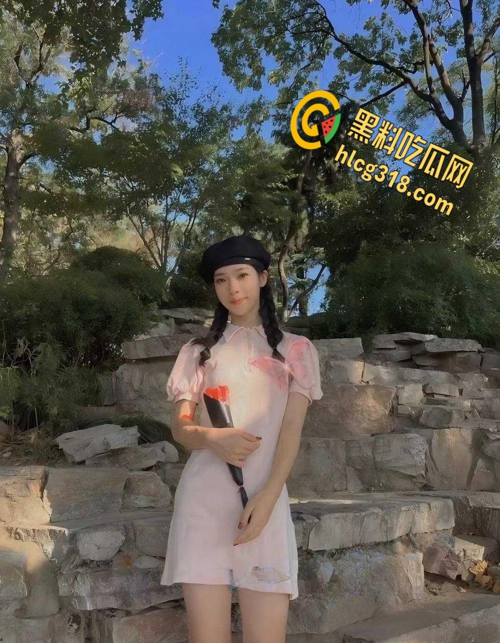 河北女大与男友视频泄密,清纯仙女变欲女,淫荡表情骚母狗无遗!-3