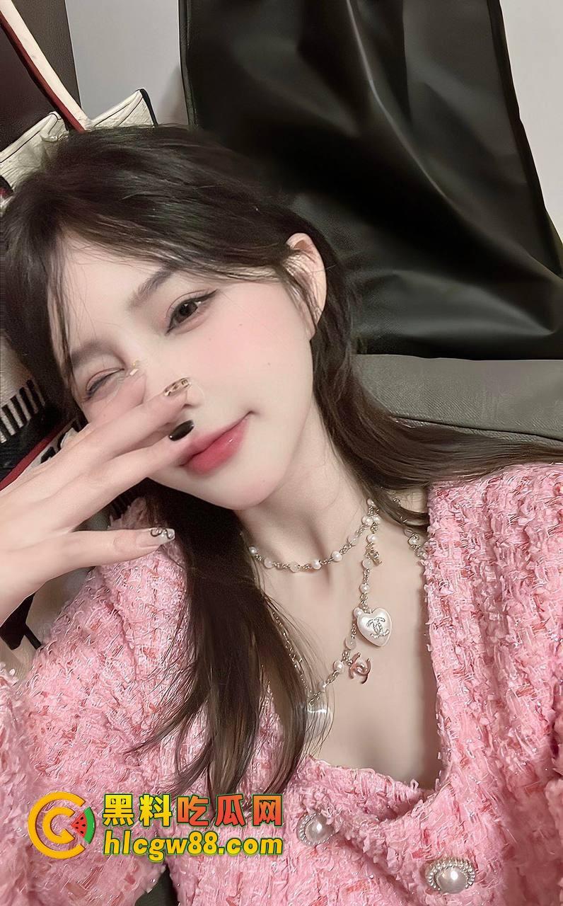 马鞍山『冉梦雪』你真行,身材极品粉嫩小穴,专门留给男友好兄弟来玩?绿帽男怒送你上飞机场!-2