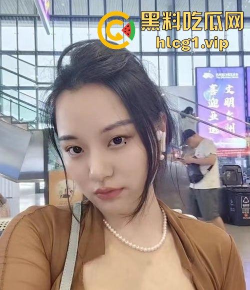 家庭监控曝光通奸门!男子带火辣小姨子偷欢,妻子外出竟全程录下!-4