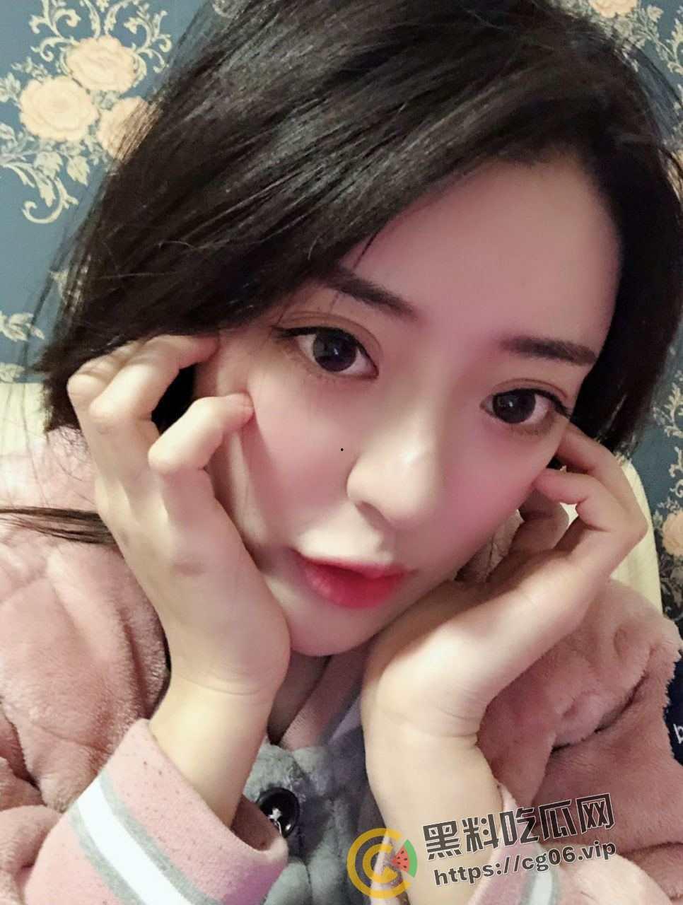 沧州绝色美女 小佟丽娅 私密视频流出 脂白如雪 妖娆无比 这下不用ai换脸了 佟丽娅都没你骚-3