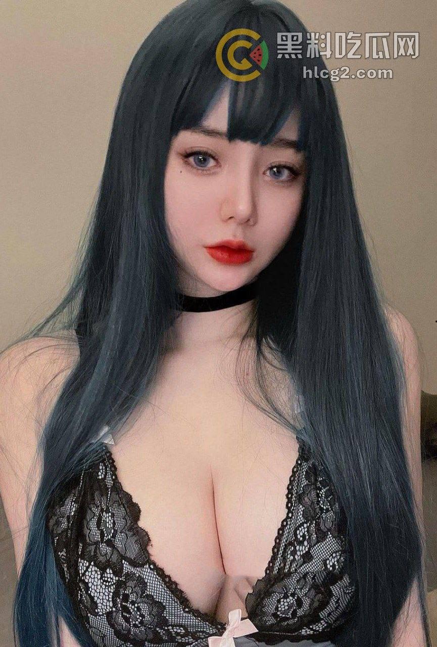 OnlyFans红人「LexiPoy」大变身！小胸变黄金比例，科技与狠活双管齐下！-3