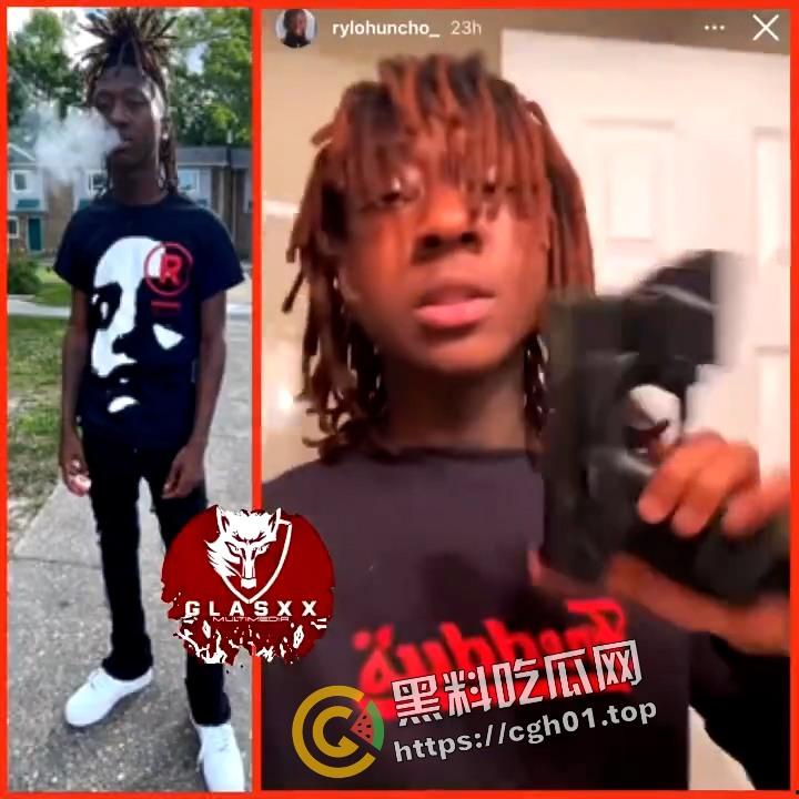 外网疯传!精神尼哥秀手枪 失误把自己给崩了 果然人傻注定活不久-2