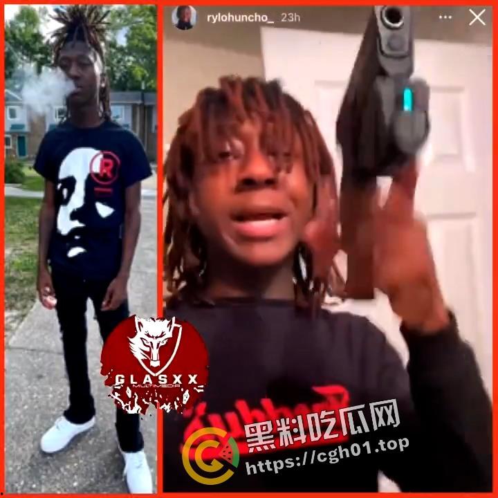 外网疯传!精神尼哥秀手枪 失误把自己给崩了 果然人傻注定活不久-3