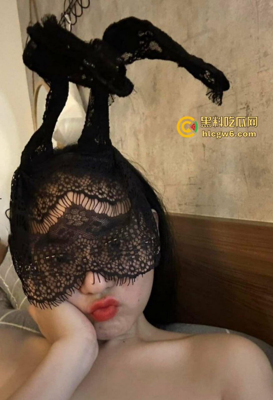 香港知性人妻孙雪梅铁笼囚禁羞辱,手铐肛塞双洞虐插,炮机深喉抽送,良家母狗彻底沦陷!-4