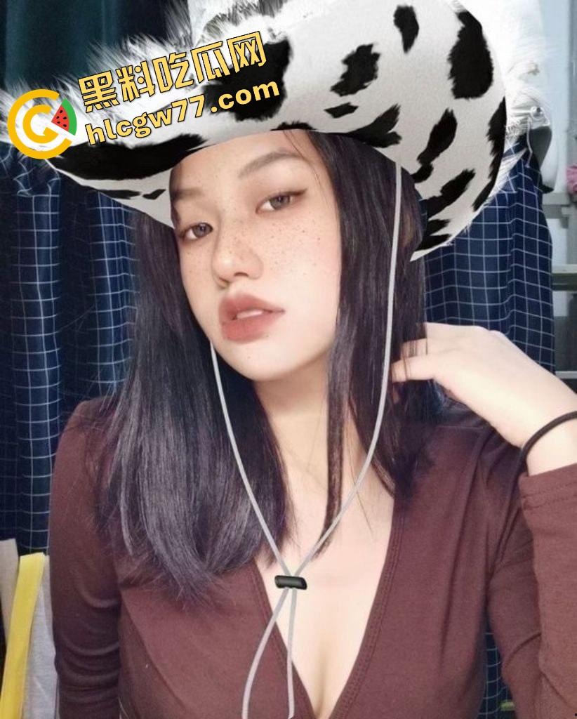 上海城建职院环境艺术系【王梅君】真是骚出新高度,临毕业一句只是玩玩就甩人,大学母狗果然不讲武德!-6