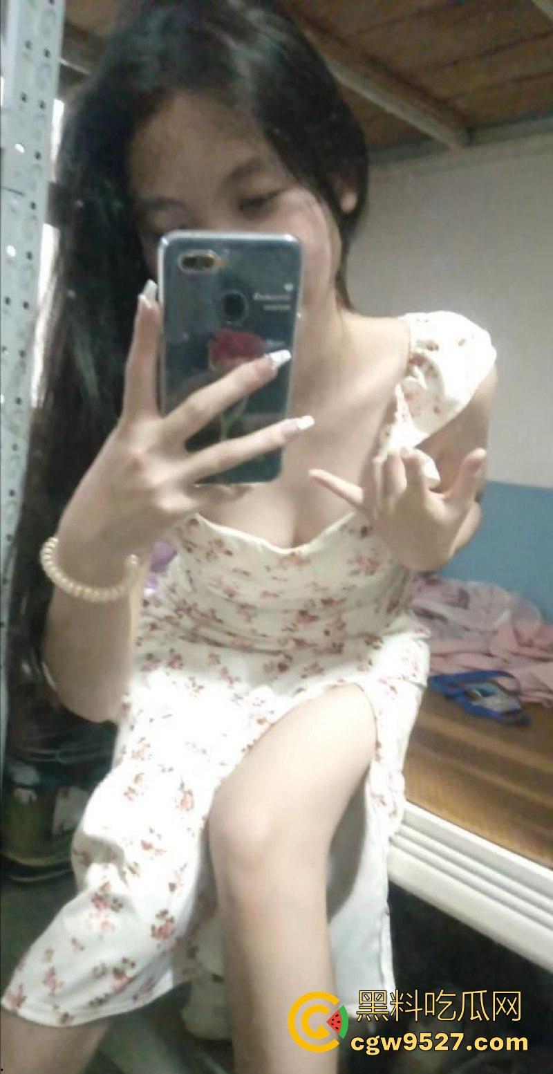 顶级身材学生妹和男友做爱曝光,反差婊被男友玩弄插逼,后入猛操翘臀骚穴,无套内射爽到起飞!-5