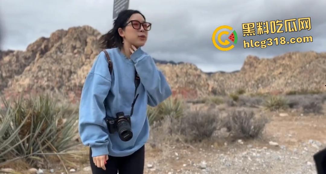 摄影师山丘野战抠逼口交,女友下跪姿势骚炸,摄影技术更是不得了,最后口爆收场潇洒走人!-1