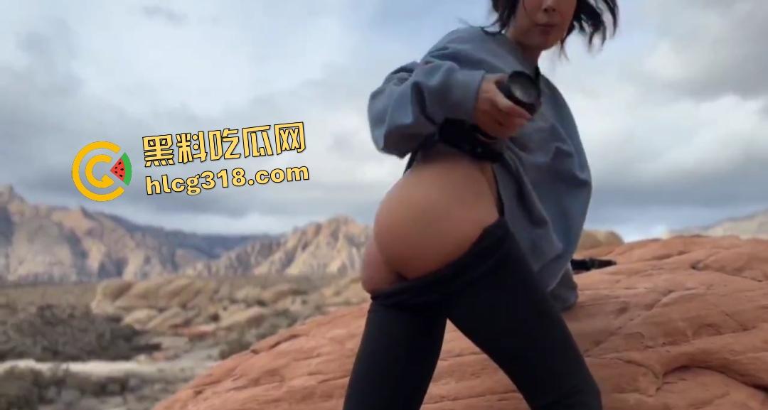 摄影师山丘野战抠逼口交,女友下跪姿势骚炸,摄影技术更是不得了,最后口爆收场潇洒走人!-7