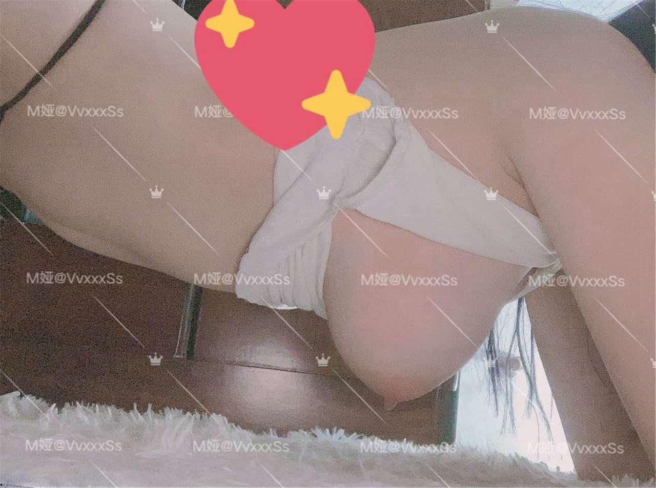 M娅--身材顶爆，巨乳超S曲线，男人梦寐欲求的女人。人间尤物，魔鬼身材！令男性血脉喷张的完美娇躯扭动起来，完全就是抵挡不住的惊人诱惑80p 54v合集-13