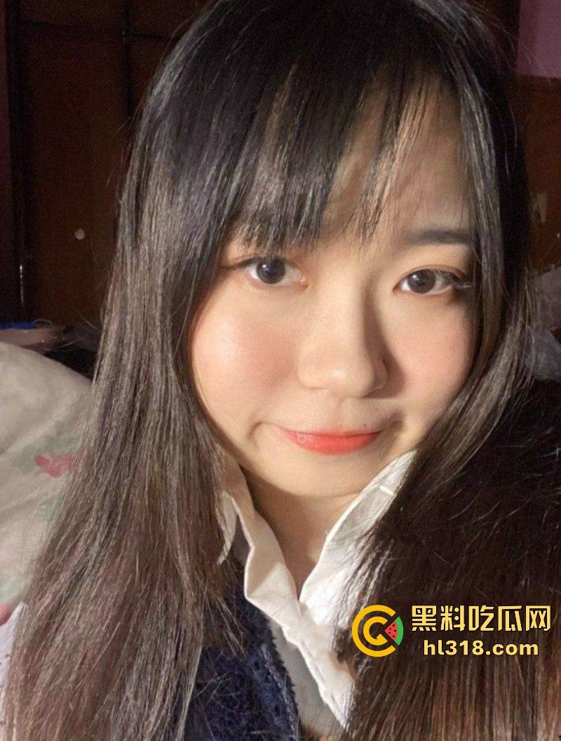 广州大学眼镜妹【杨慧婷】反差淫娃在线取精,感觉得吃伟哥才能满足,看着就想把她按在床上猛干!-5