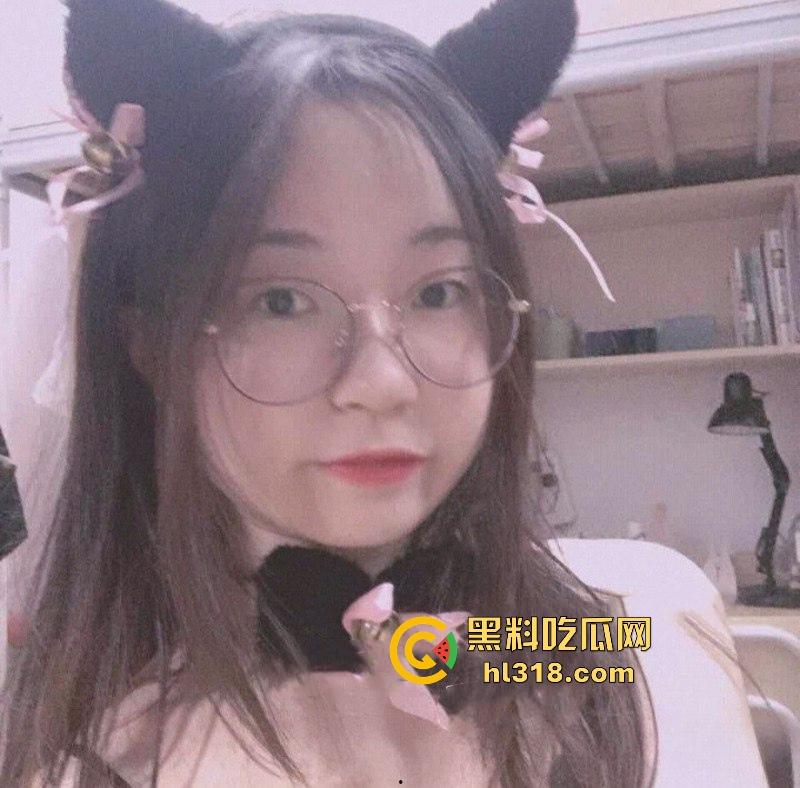 广州大学眼镜妹【杨慧婷】反差淫娃在线取精,感觉得吃伟哥才能满足,看着就想把她按在床上猛干!-7