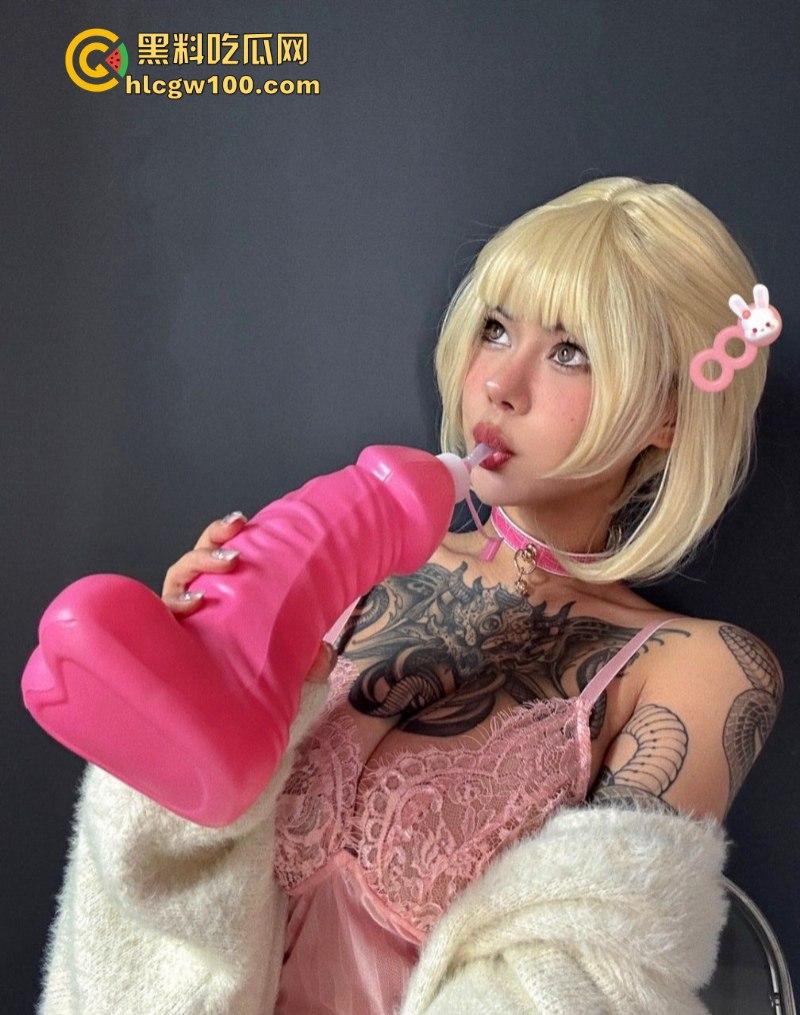 微密圈高颜值纹身一姐【白鹿】大波女双性恋喜欢被侮辱 踩脸踩奶子露点合集流出 真的很漂亮-10