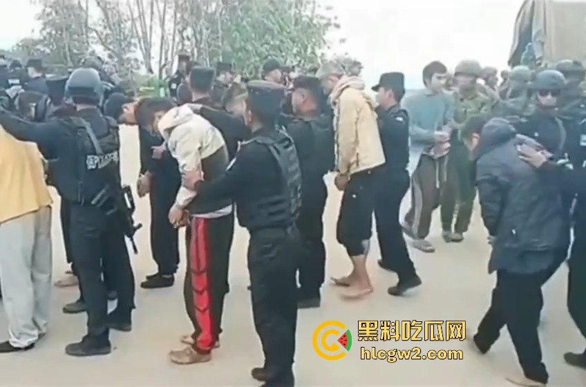 佤邦大动作当阳园区被一锅端  七百余人押解至永和口岸移交东大 场面堪比大片！-12