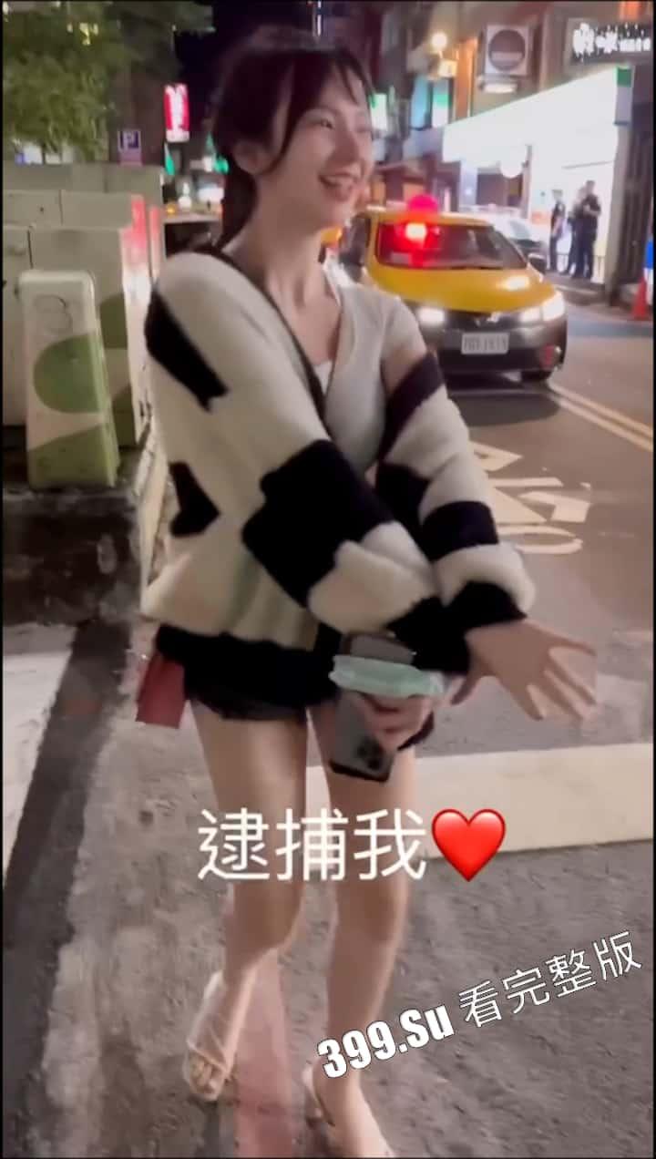 发骚女合集 骨子里的骚味是遮不住的 连男学生都不放过-4