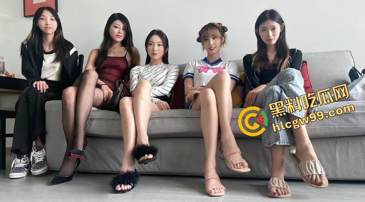 土豪哥约拍5位极品身材女模特 躺一排随便摸 丝足美腿足交摩擦肉棒 享受终极美鲍视觉盛宴！-1