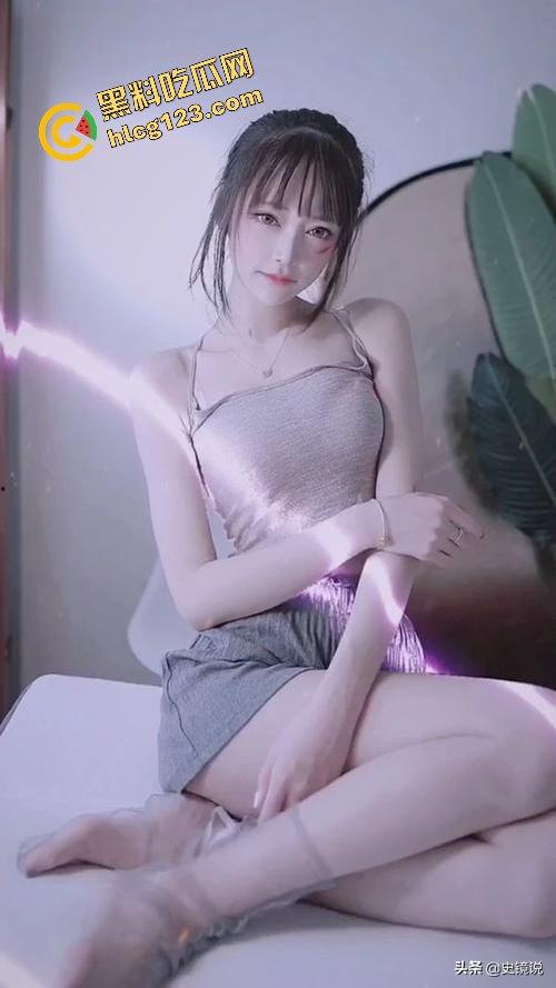 『小狐仙』私人视频流出!浴室玩假鸡巴,火辣湿身后再被大哥后入狂操!-5