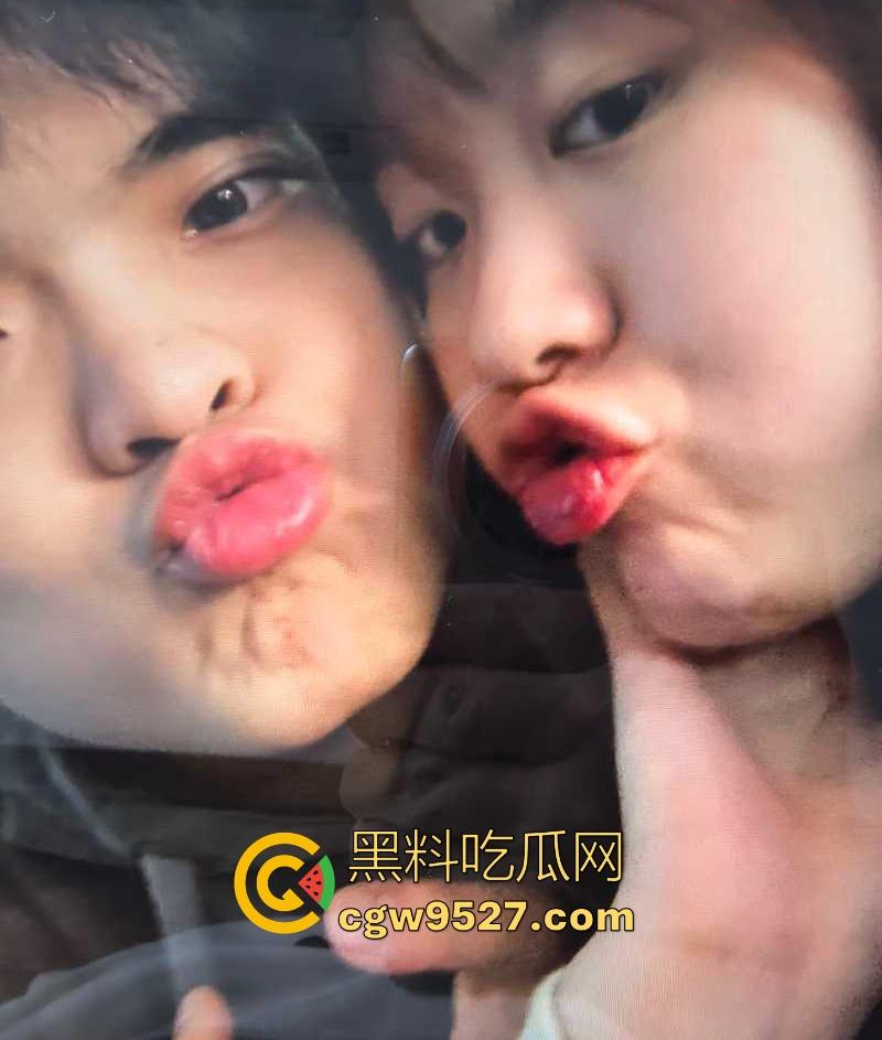 湖南师范学院00后【李小晴】做爱视频被男友曝光，巨乳翘臀画面露骨火辣，喜欢后入猛干淫水四溅！-2