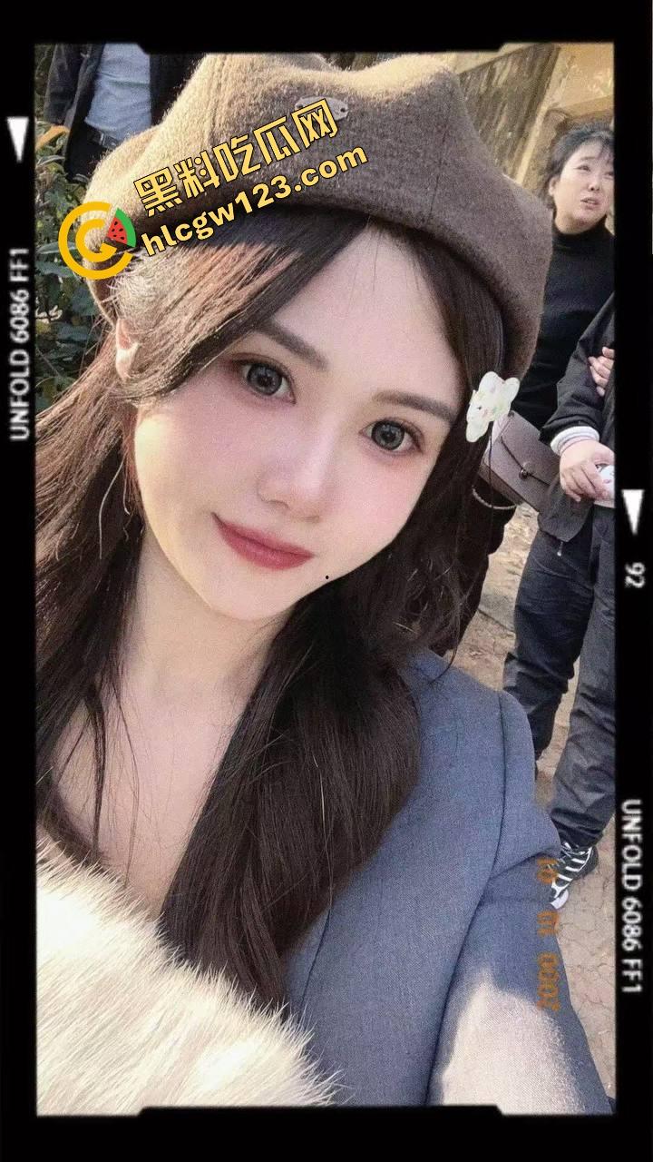 什么叫骚逼整活届的活教材?看完这位熟女的骚技,你就知道什么叫经验不是白长的!-4