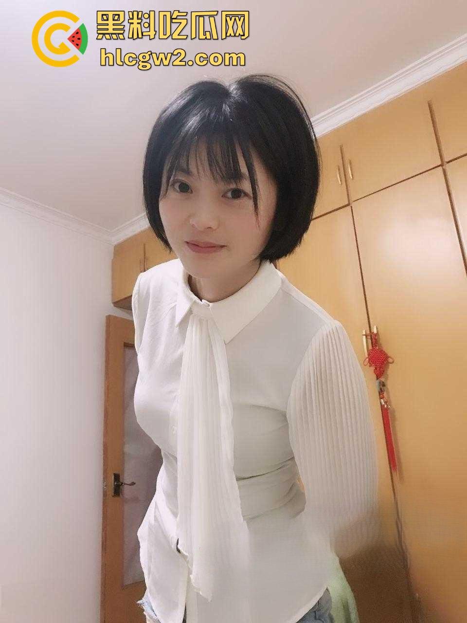 青岛少妇【尹星竹】经理身份下的放荡生活 群P内射 公司团建不戴套逼骚得腥臭扑鼻!独家爆料!-3