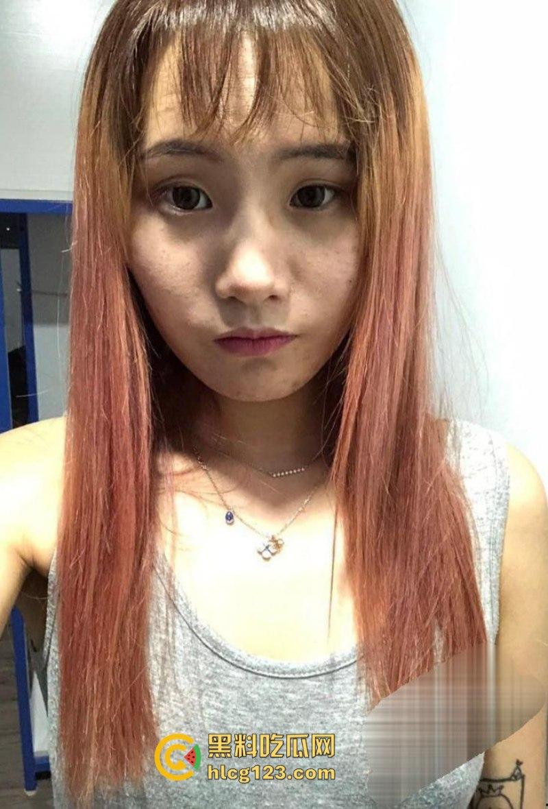 湖北襄阳96年漂亮少妇【潘颖聪】裸贷到期未还款 曝光劲爆自慰视频 水多到屏幕都快被喷湿！-2