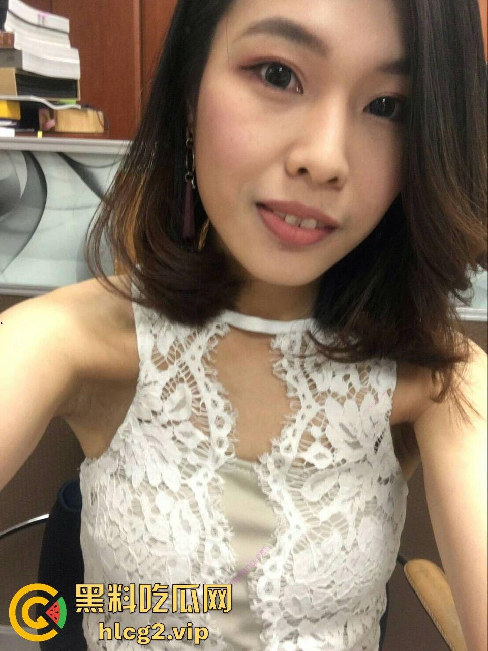 白领少妇白天端庄淑女，背地里骚得飞起，吃鸡巴比饭还香！-9