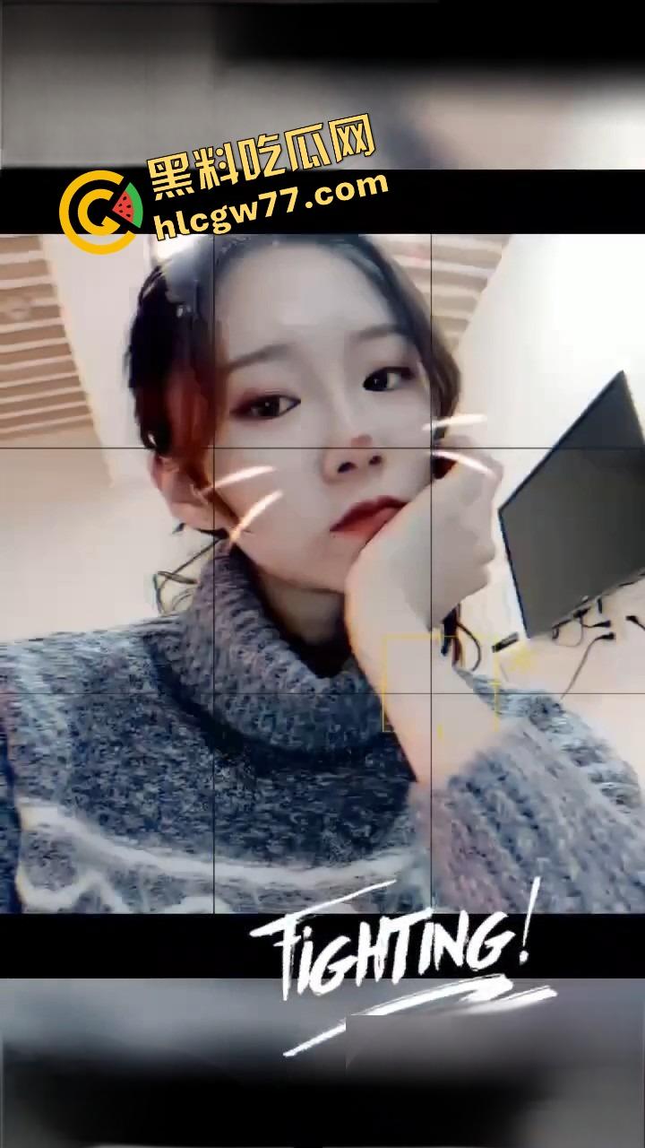 抖音清纯网红【诗颖】彻底崩了，拍视频是假，酒店趴体被精神小黄毛操成狗才是真！-7