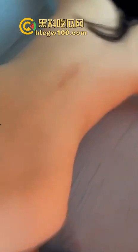 四川大学大二微胖巨乳【吴雪妍】约炮视频曝光，充满诱惑的反差美顶不住！-11