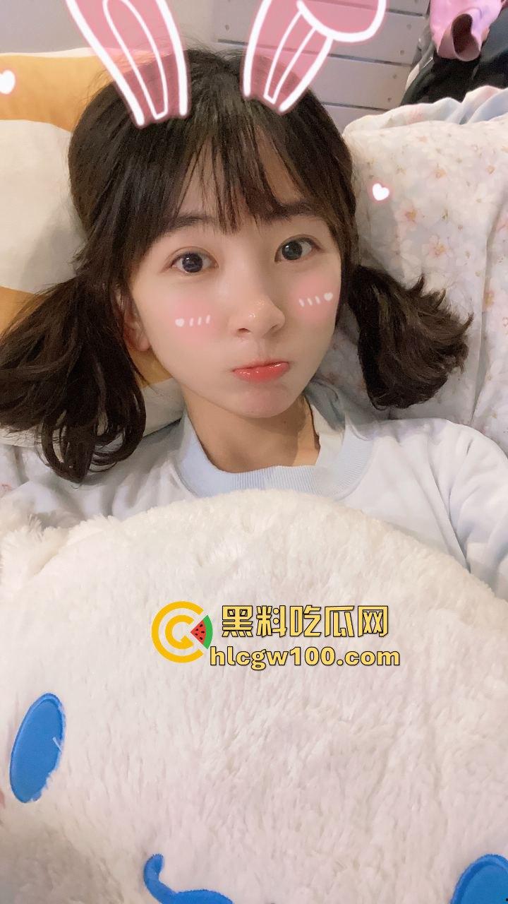 四川戏剧学院摄影3班班花【吴蕾蕾】青春女神却是销魂淫娃,视频内容极具勾人魂魄。-8