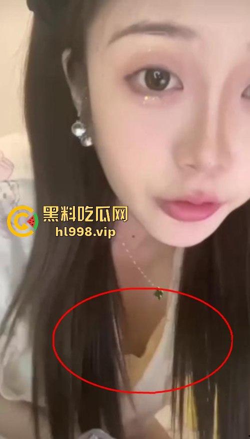 抖音甜美御姐网红【美美子】露点博流量，颜值顶级，炮架子就等大哥上！-7