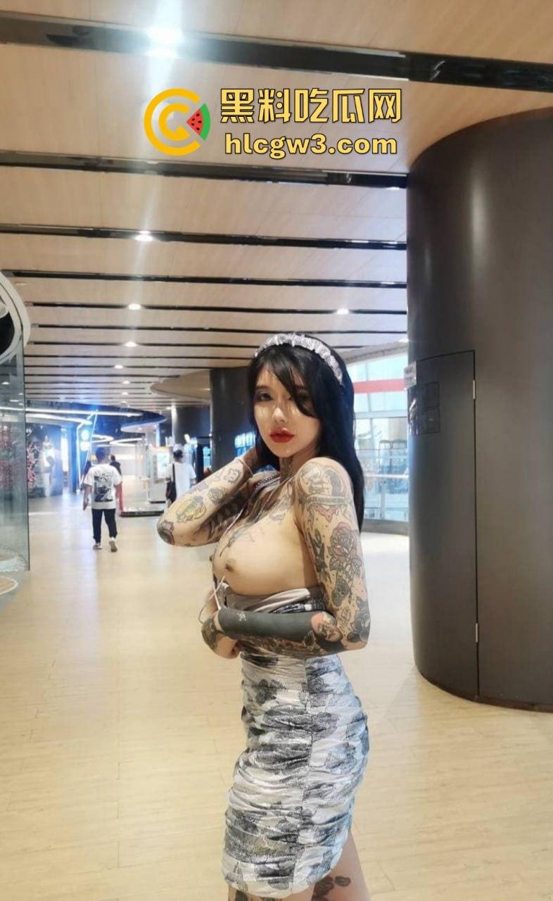 重庆骚气博主『赵可馨』蝴蝶飞上胸逼上鹿在跑,全身铭文纹身,舌顶唇钉加持口技,绳艺捆绑骚到腿软!-1