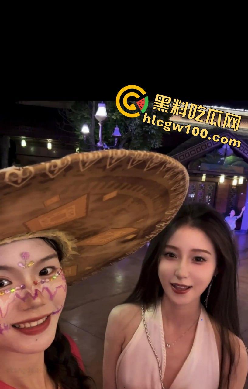 传媒大学清纯校花级女神【吴丽雅】风格多变可欲可甜,人美逼遭罪再美也没用,被渣男插腻了照样曝光!-16