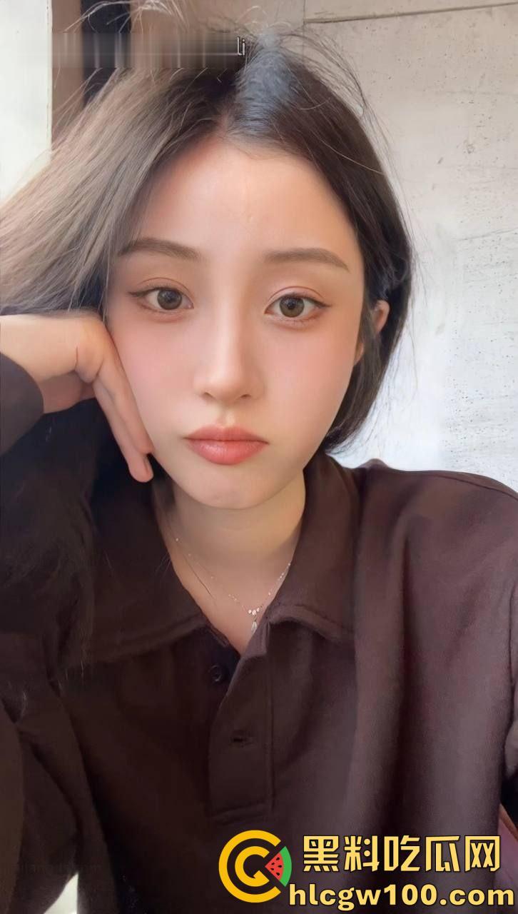 传媒大学清纯校花级女神【吴丽雅】风格多变可欲可甜,人美逼遭罪再美也没用,被渣男插腻了照样曝光!-20