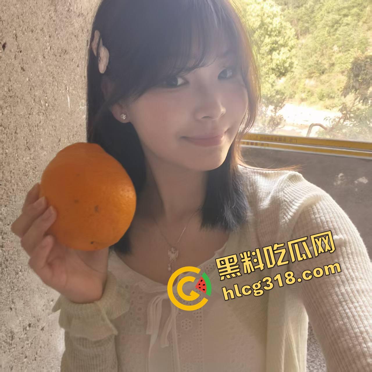 瓜友爆料室友带男朋友回宿舍，还以为没人直接床上疯狂猛操，结果我在角落全看光了床下目击全程！-4