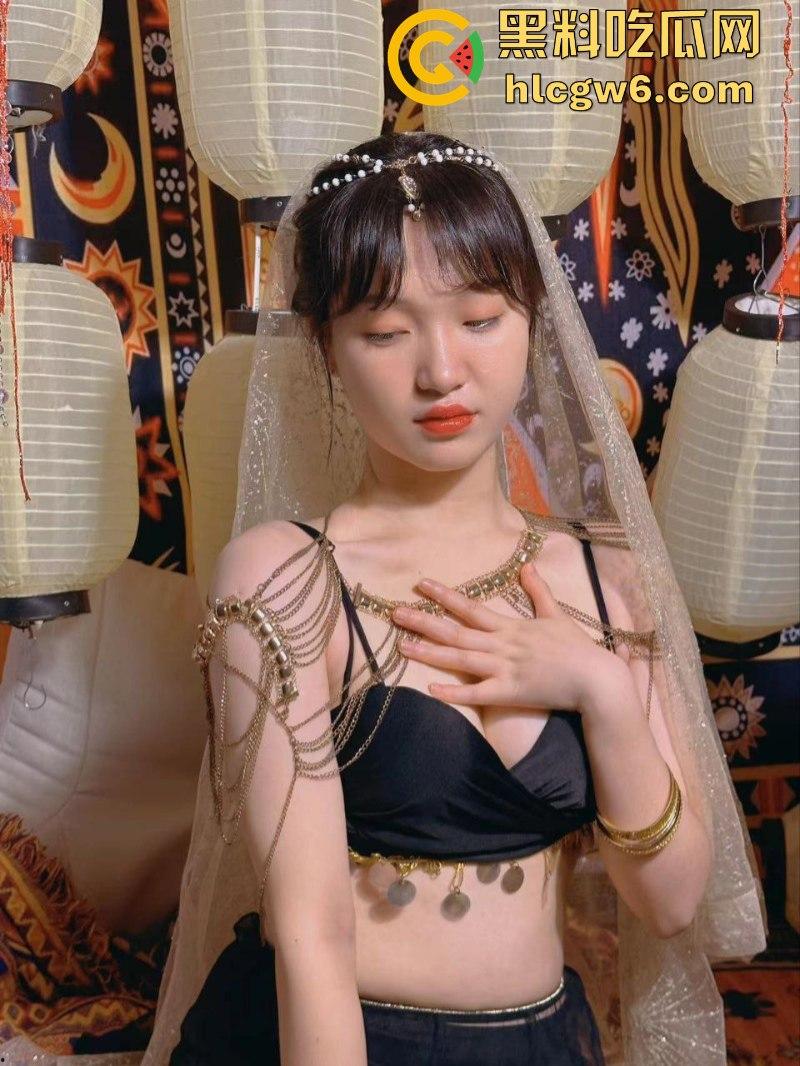 重庆工程学院骚货【陈润梅】与男友同居自摄洗澡做爱视频 本想记录美好恋爱生活 没想到分手被曝光!-4