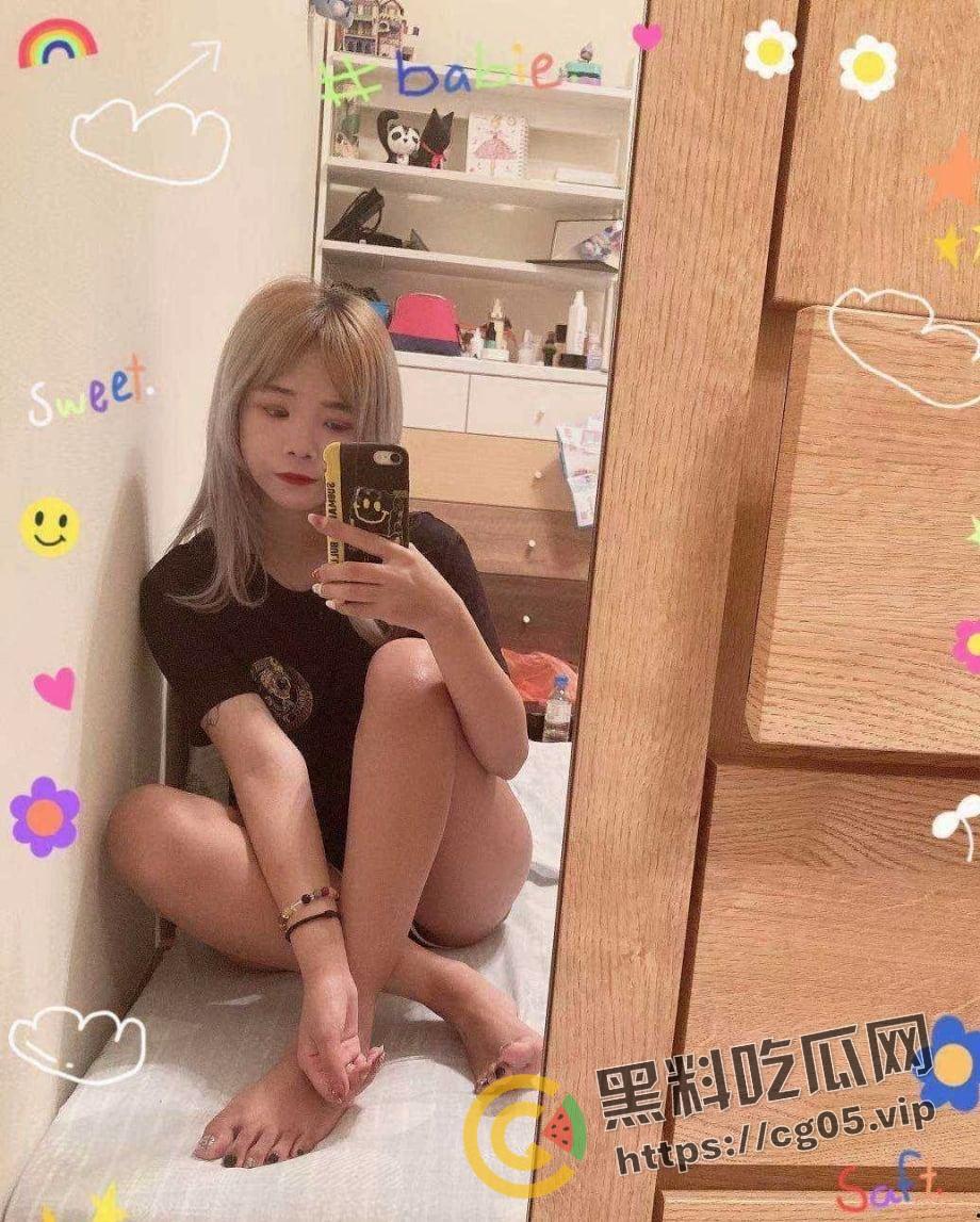 广西南宁朝阳区精神小妹被网调 私密自拍被流出  精神小妹带纹身 先天网调圣体-3