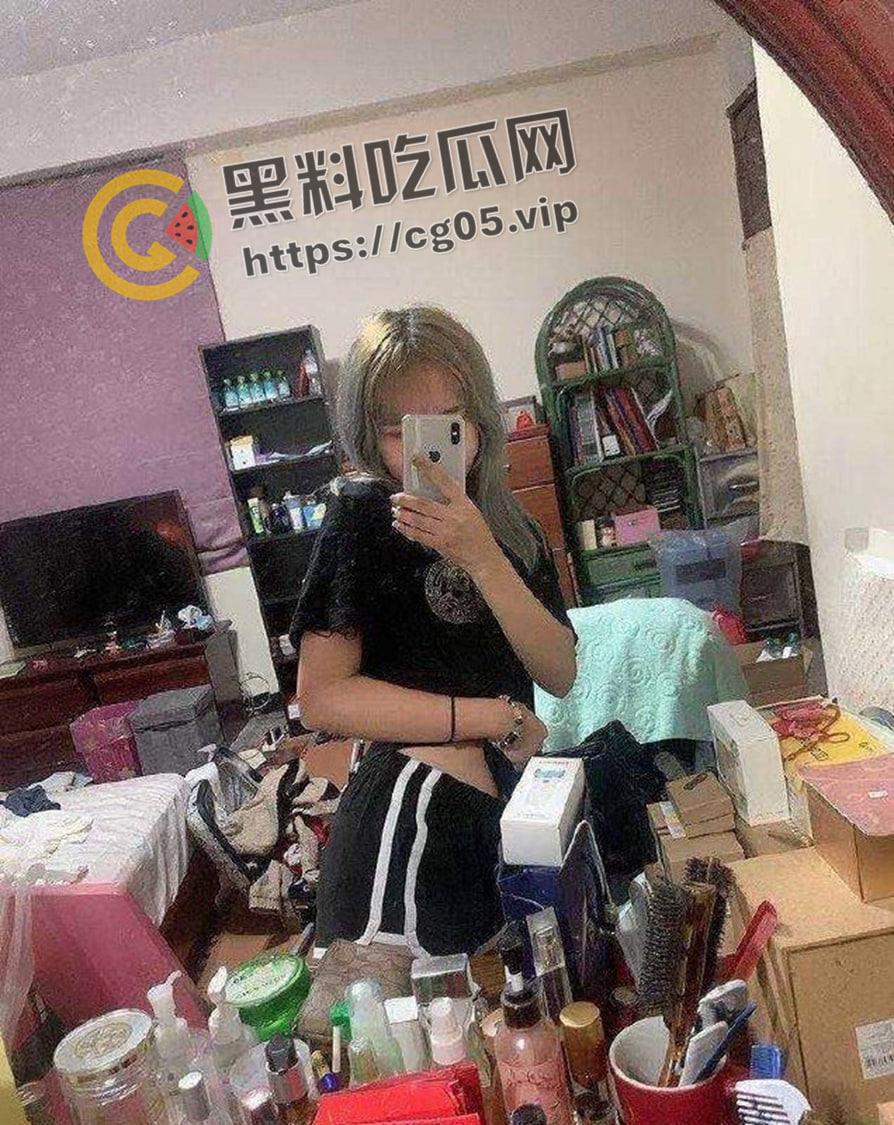 广西南宁朝阳区精神小妹被网调 私密自拍被流出  精神小妹带纹身 先天网调圣体-4