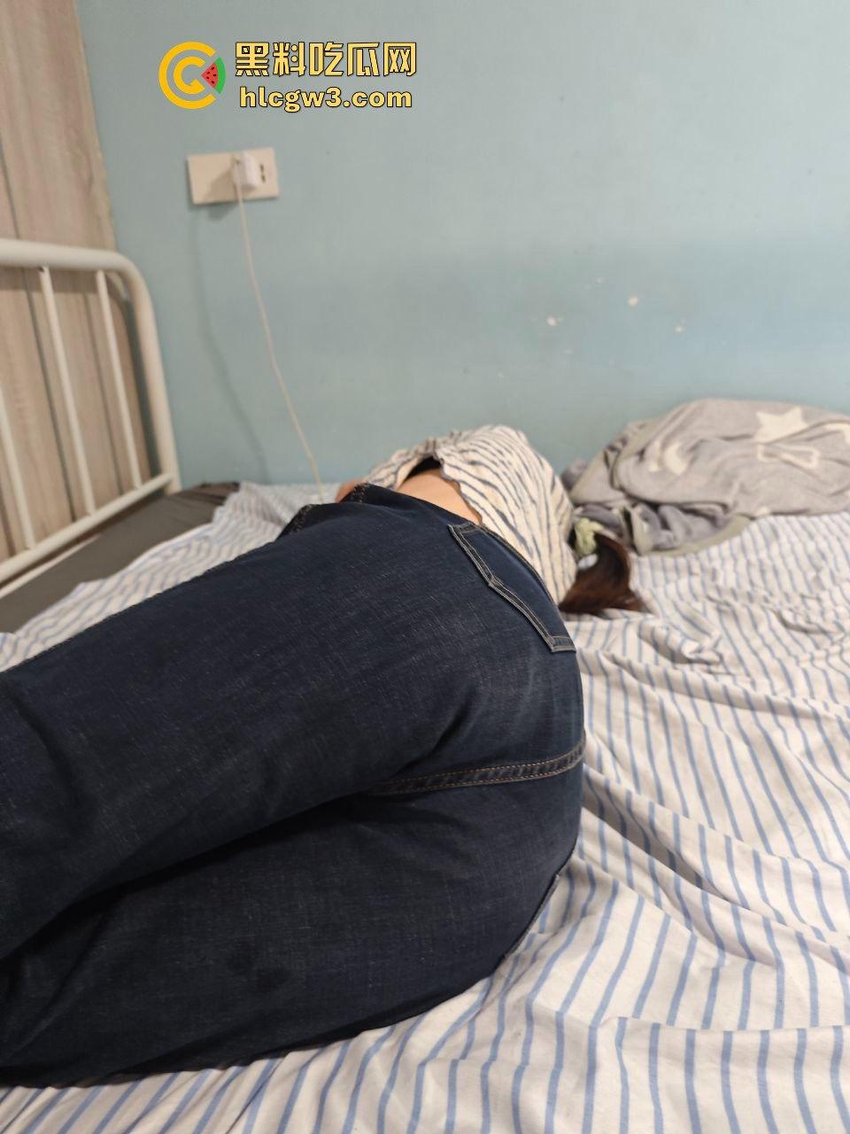 北京爱情故事 爱情跑了N年鸡巴吃了一大圈 北漂『韦佳怡』被曝出轨同事,男友放出如家酒店吃鸡视频!-4