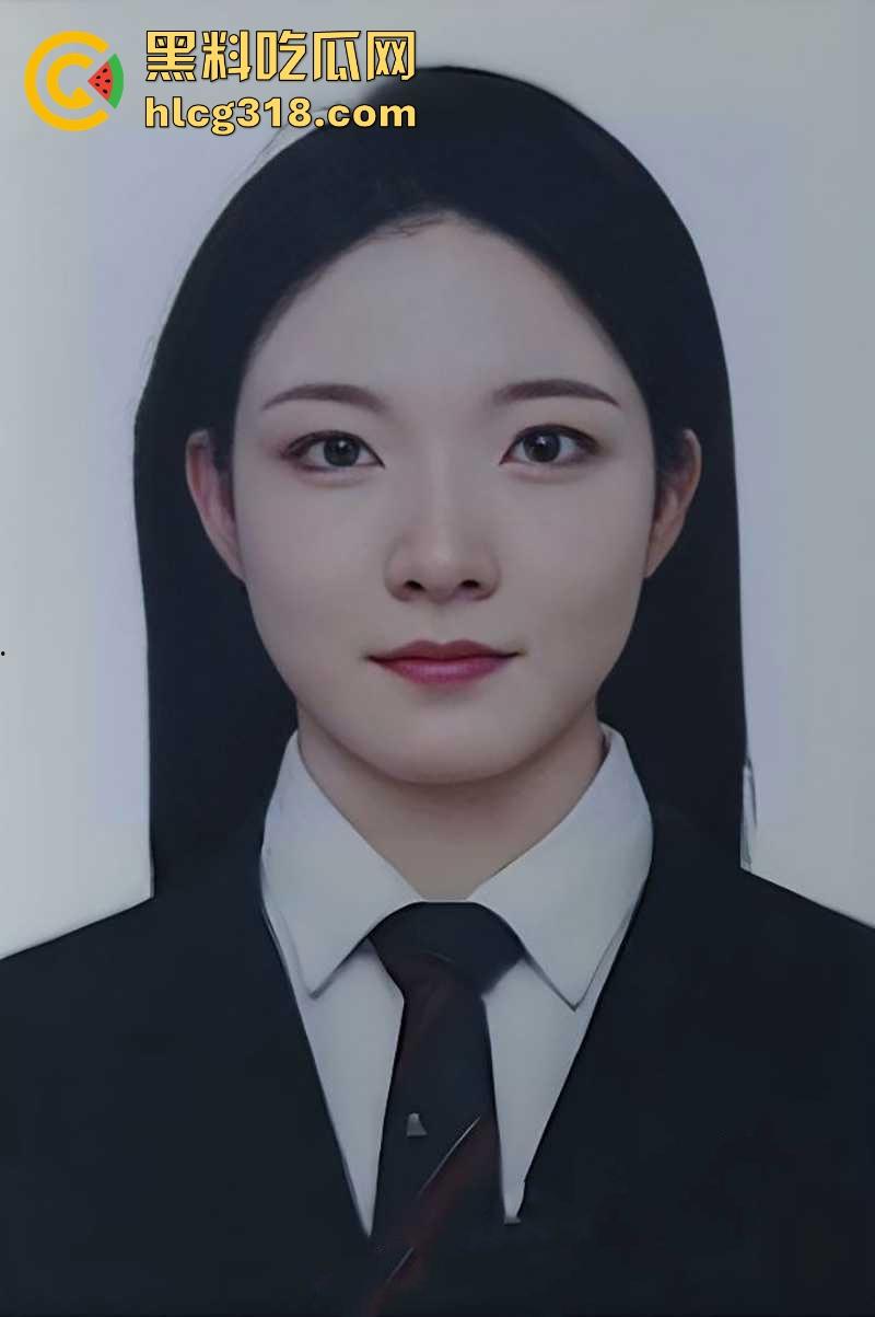 高学历健身女神【李佳怡】表面高冷实则骚气冲天,阴毛乌黑浓密性瘾强悍 淫水荡漾娇喘不断!-4