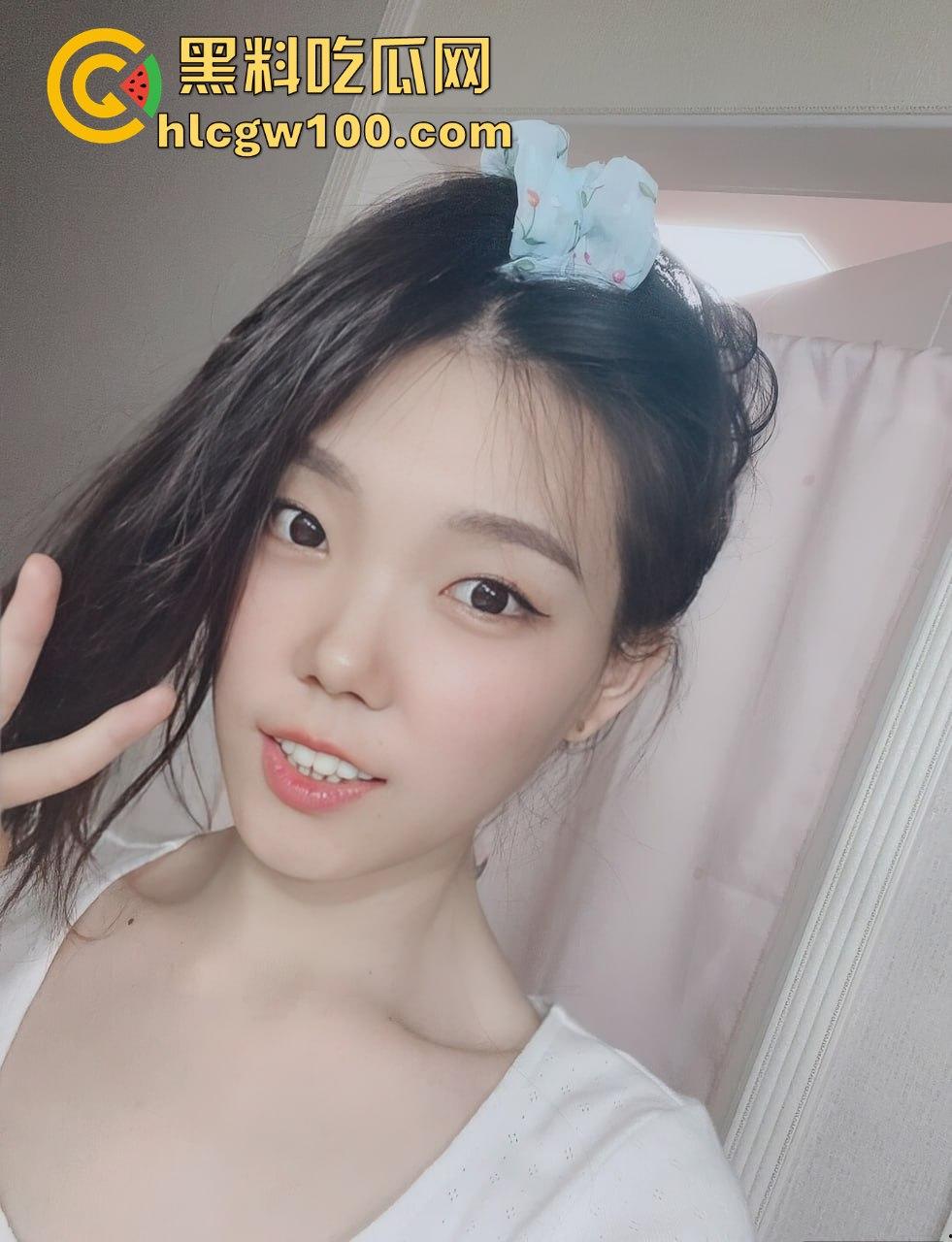 中韩混血模特【kikon】金主性爱视频曝光,主动下跪深喉口交,嘴巴就是主人的肉便器。-3