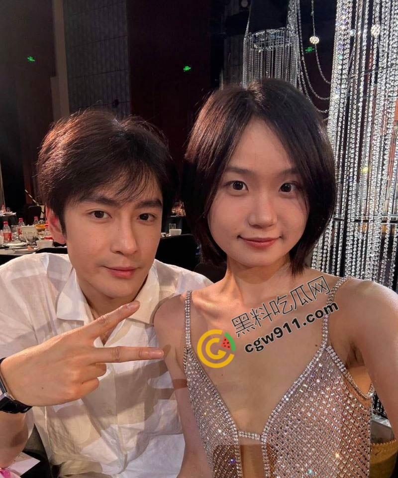 抖音网红【胡楚靓】出轨风波！男友醉酒威胁，私生活混乱大曝光，约炮视频疯传，网友惊呼：“超级心机婊”！-10