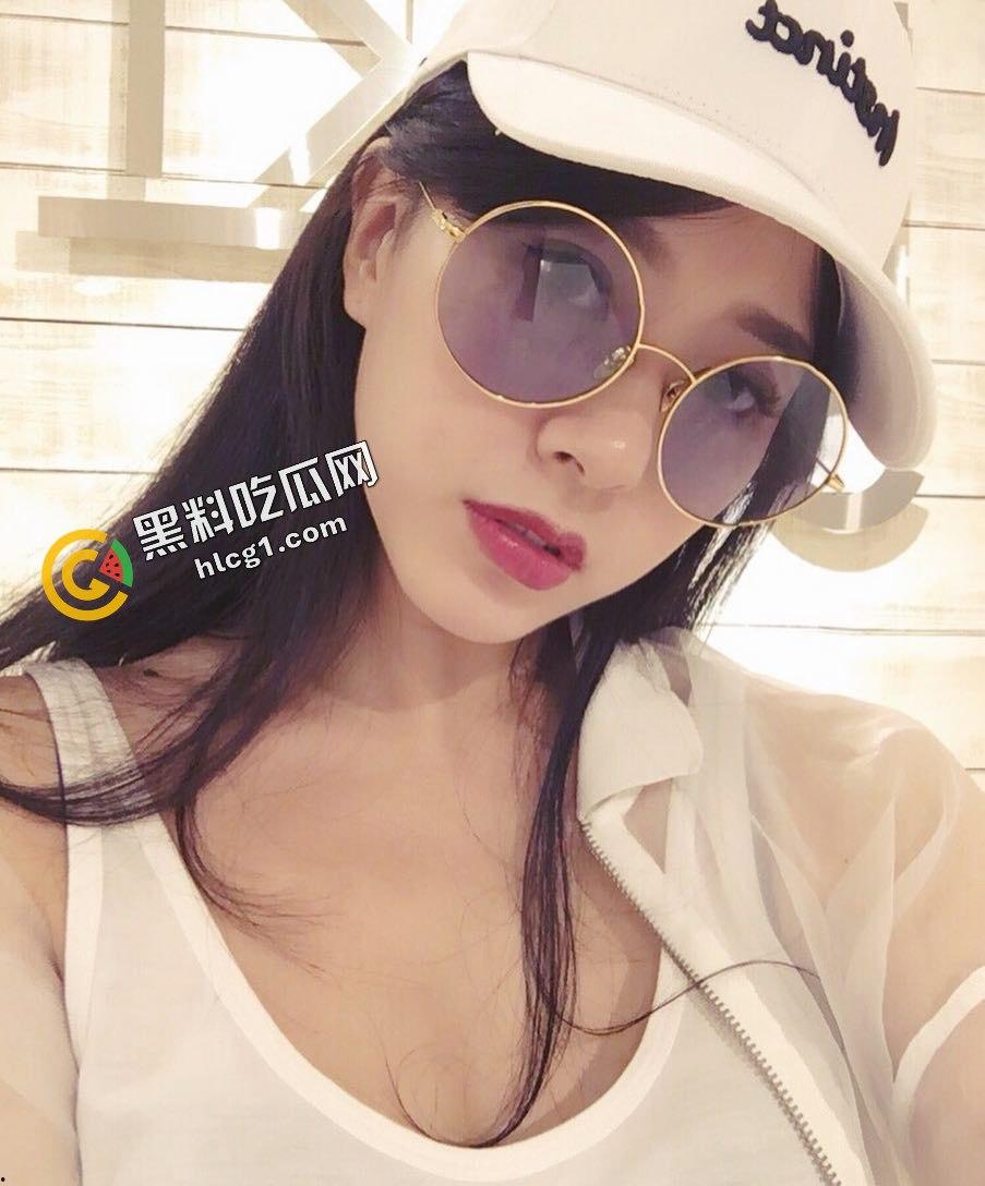 反差曝光泄密!苏雅慧 23岁的骚鸡 自曝做小姐 三穴已开 私拍性爱视频流出-2