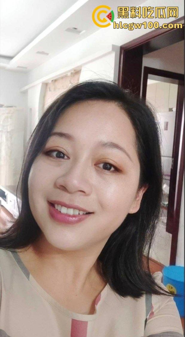 东营胜安小区熟女房东勾引租客被曝光,熟女房东色诱23岁男租客,这阿姨你不傍,房租零花钱都没了!-8