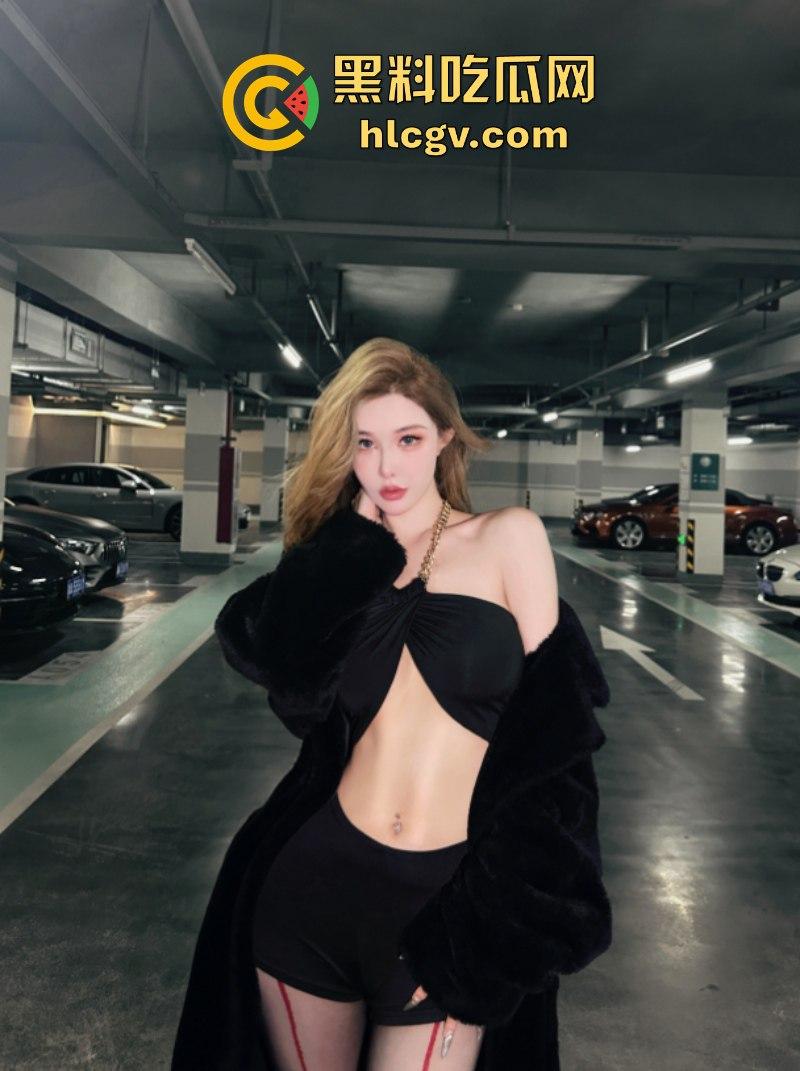 微博436W粉丝大网红【王一霏ADA】面对潜规则果断一对一视频四点全露!-14