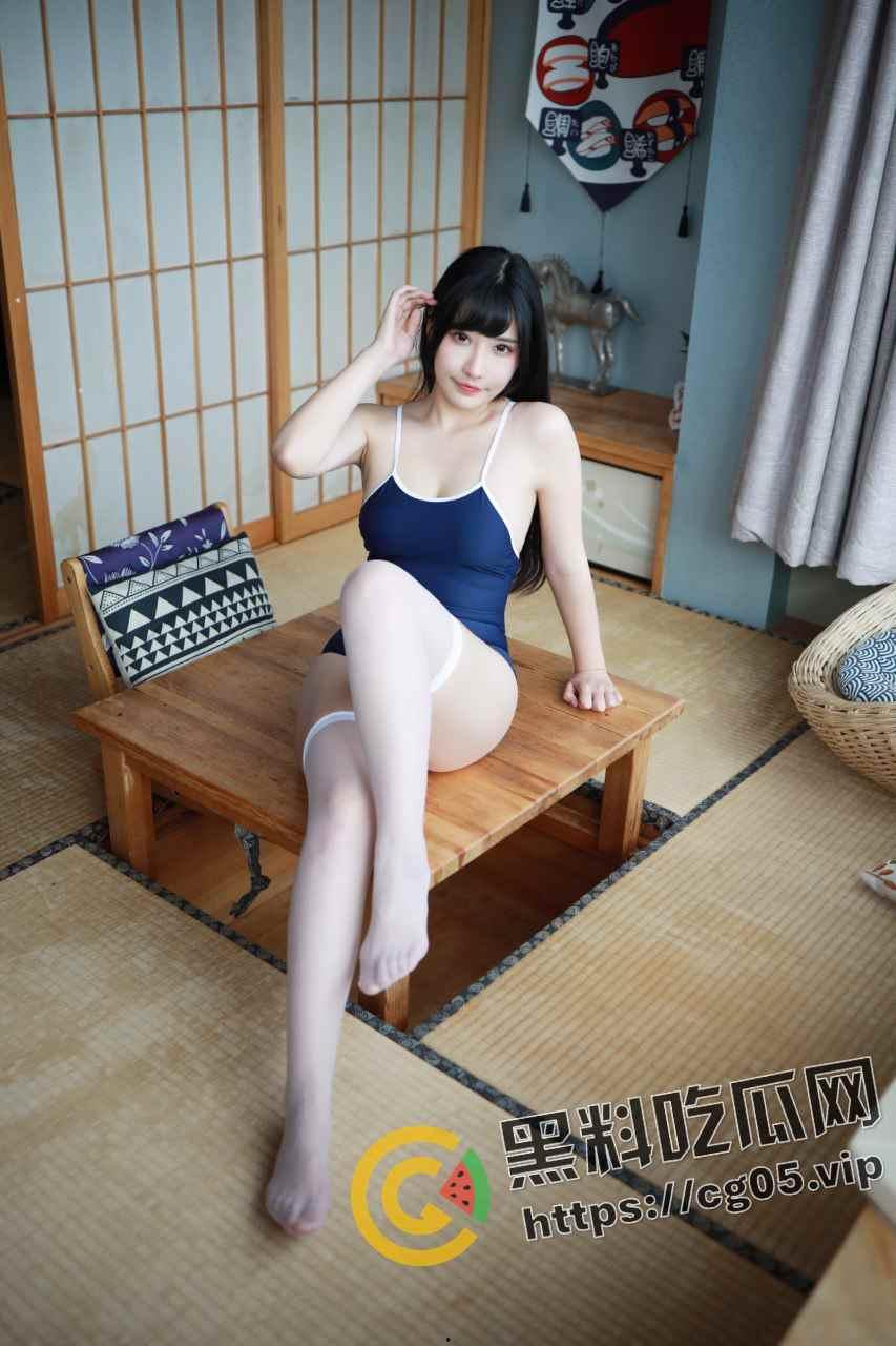 抖音 b站热门网红 【糖果果】人气【金广发女郎】土豪定制流出 大胸荡漾 肥美鲍鱼 舰长福利喷血套图-11