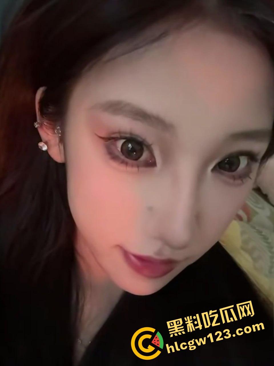 厦门高端外围唐雪妮首次下海视频惊天曝光,巨乳肥臀被金主调教臀红后入超长大屌全没入!-5