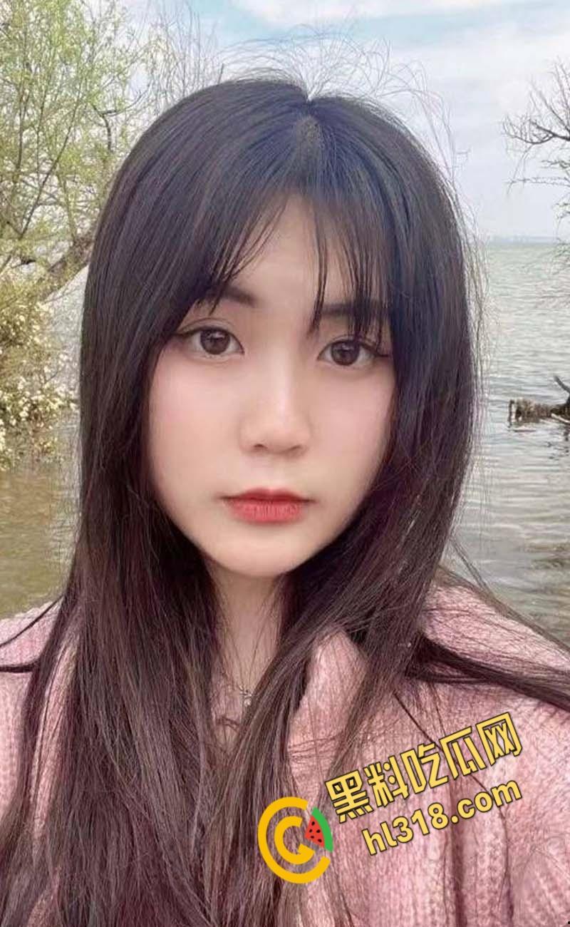 宜宾厥溪镇渣女【谢欣芮】,背叛男友酒店约炮,金主主打一个调教性爱,爽到高潮娇喘抽搐,全程浪叫不断!-2