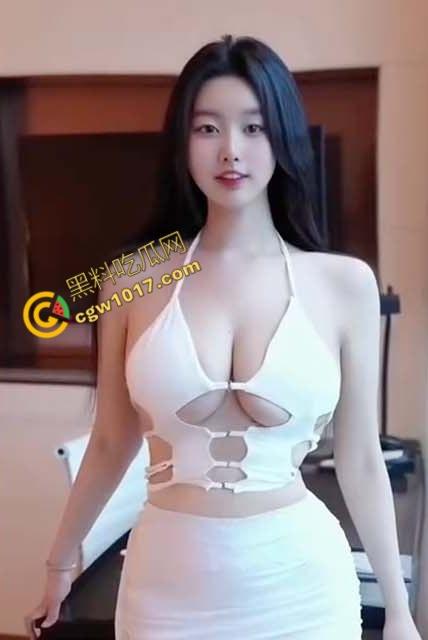 海角大神爆操爱穿丝袜的骚妈:按摩后乘虚而入,肥鲍鱼被暴力插入,白浆喷涌,欲望升腾!-3